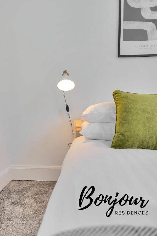 Charming 2br-1ba By Bonjour Residences * EDI